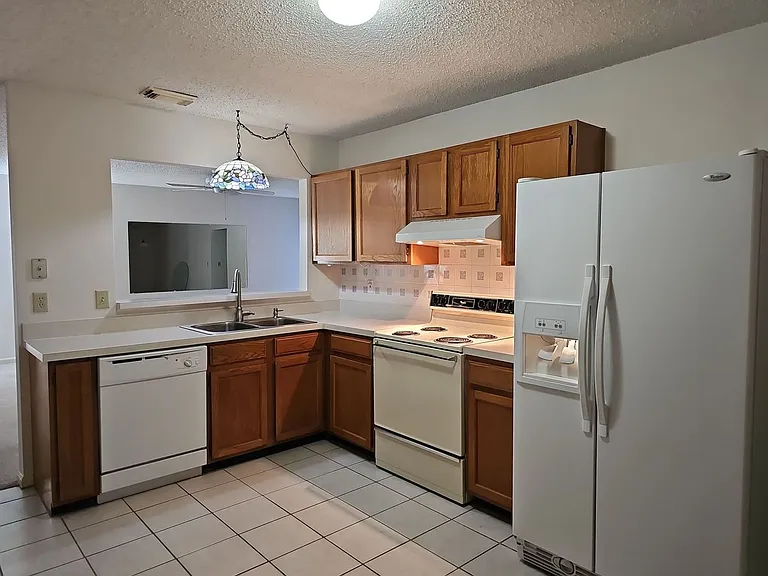 12639 Enchanted Hollow Dr — Photo 2