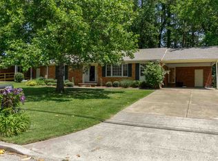 544 Russell Rd, Jackson, TN 38301