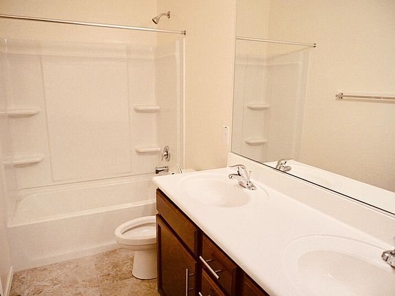 5th image of 2355 E Bellerive Dr