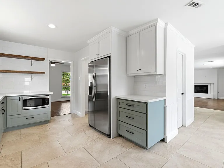 4810 Bayou Vista Dr — Photo 20