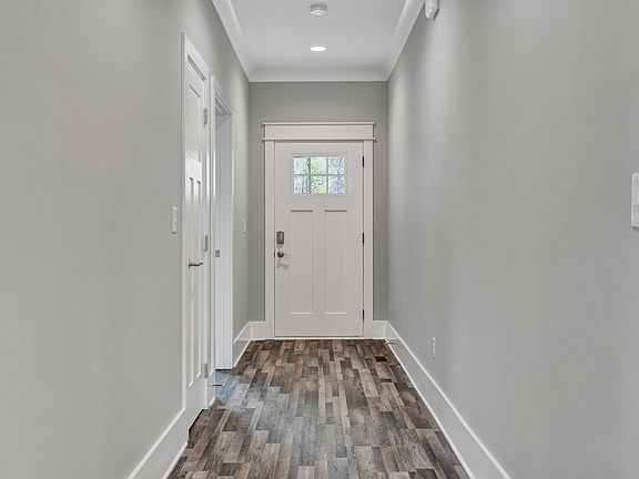 2nd image of 4 Harris Creek Trl