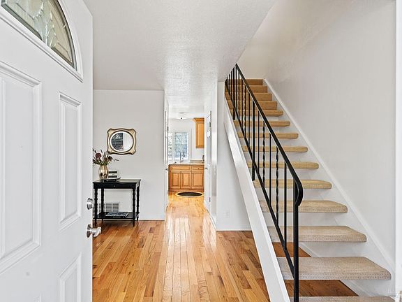 2nd image of 138 Warwick Drive #77