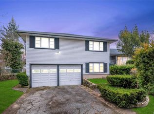 28 Franklin Ave, Brentwood, NY 11717