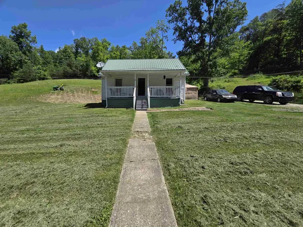 1585 Rayburn Rd, Ashland, KY 41102