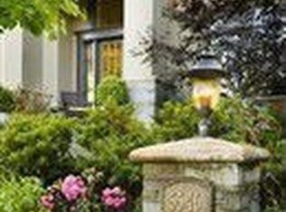5546 171st Ave SE, Bellevue, WA 98006
