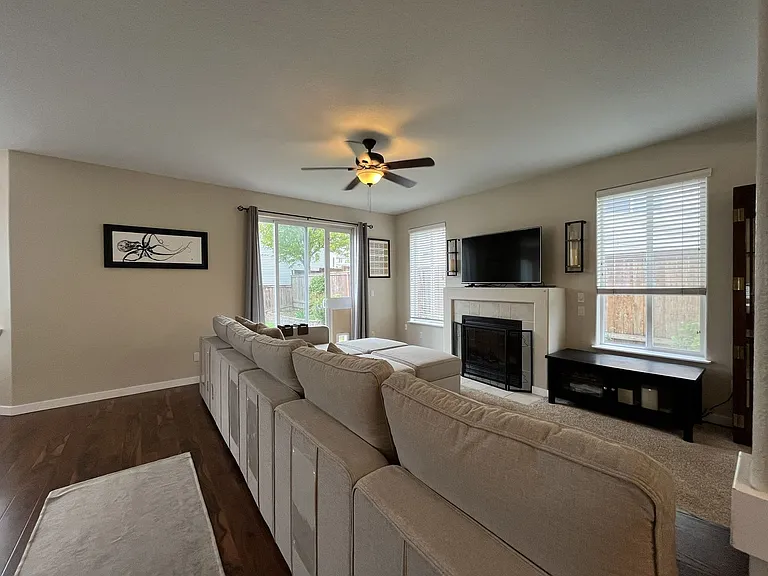 14199 SW Tewkesbury Dr — Photo 20