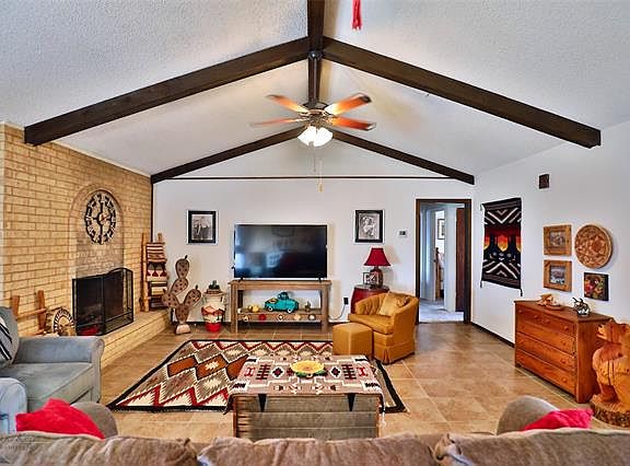 2nd image of 4617 Sunflower Cir