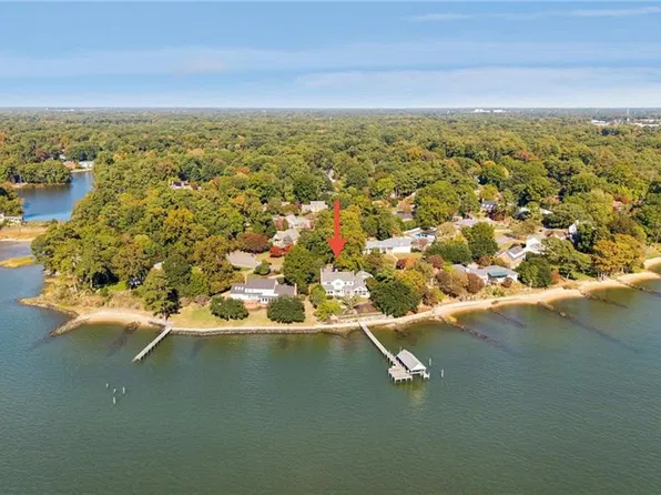 1421 Riversedge Rd, Newport News, VA 23606