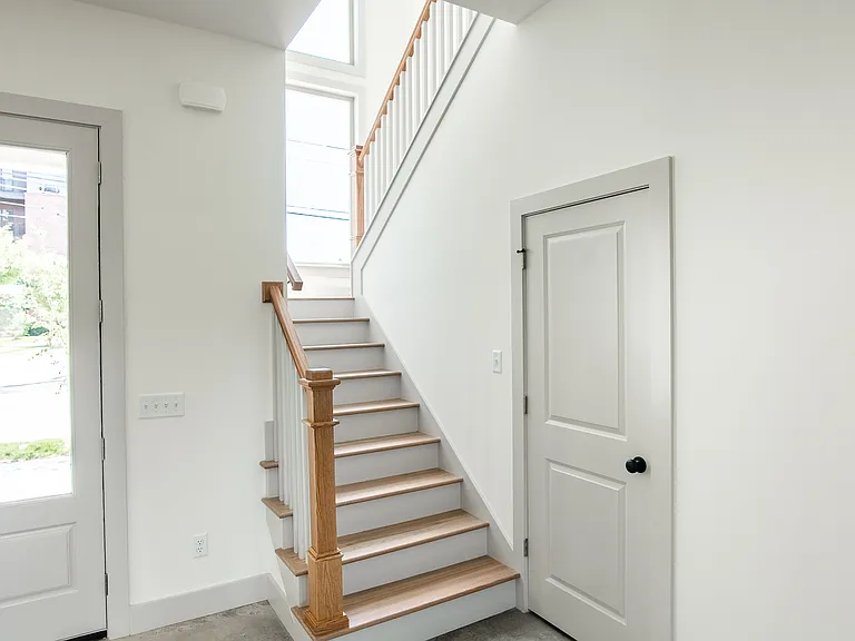 109 Stringer St #101 — Photo 6