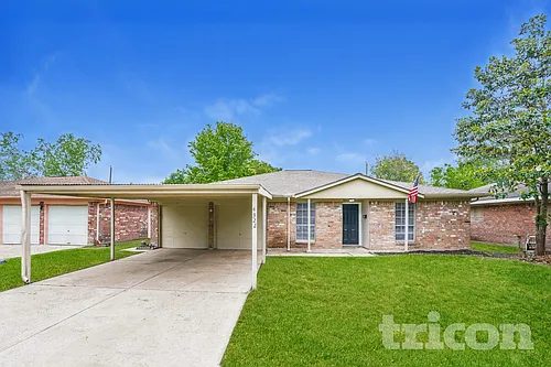 4322 High Point Ln Photo 1