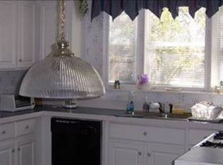 9 Magnolia Rd, Palm Coast, FL 32137