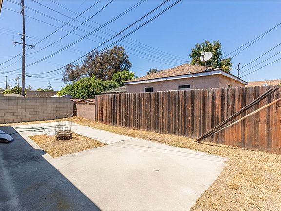 3rd image of 5173 W 139th St