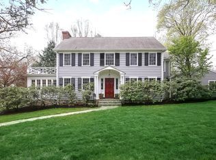 68 Drake Rd, Scarsdale, NY 10583