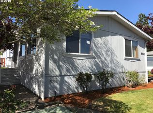 440 Lochaven Ave, Springfield, OR 97477