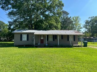 30217 Smith Dr, Walker, LA 70785
