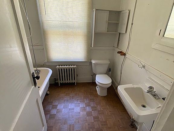 5th image of 211 Saint Augustine St #A
