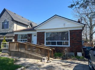 1481 Myron Dr W, Mississauga, ON L5E 2N5