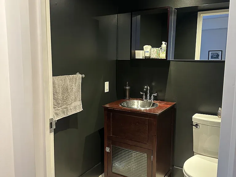 34 Western Battery Rd #425 — Photo 10