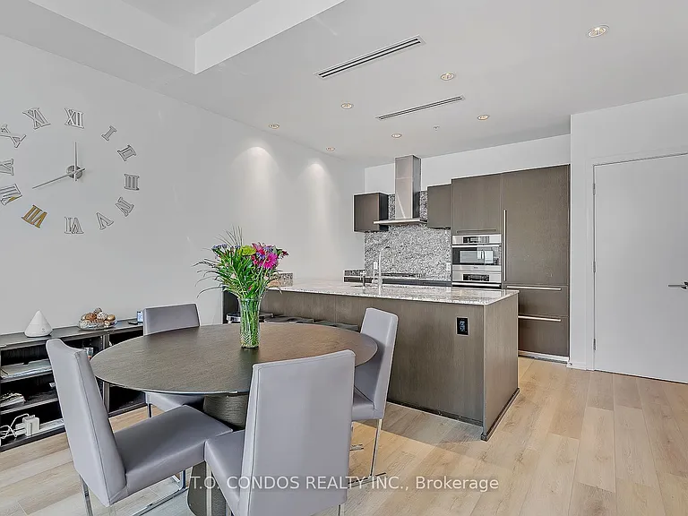 180 University Ave #5807 — Photo 14