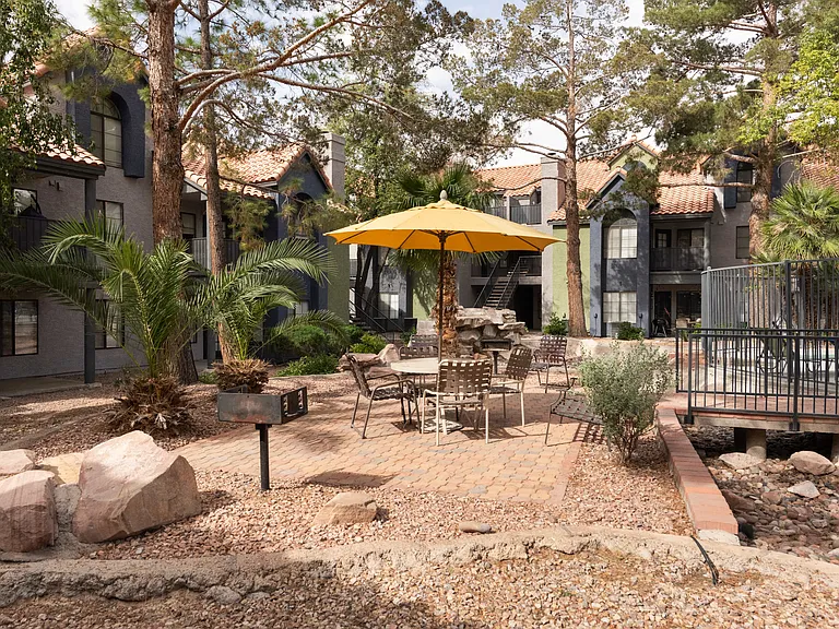 Boulevard at 4201 Apartments — Photo 62