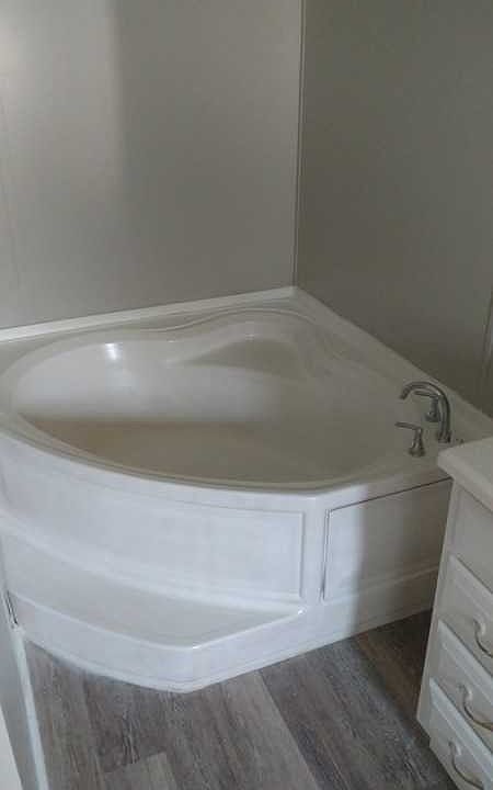 1st image of 214 Mimosa Cir