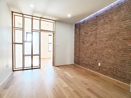 Rented by Citified Realty Group LLC | media 11