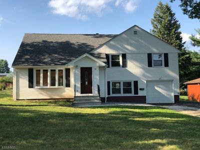 92 Belmont Dr, Livingston, NJ, 07039