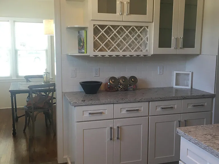 855 Poplar St — Photo 5