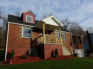 1821 Turkeyfoot Rd, McKeesport, PA 15135