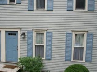 612 Wellman Ave, North Chelmsford, MA 01863