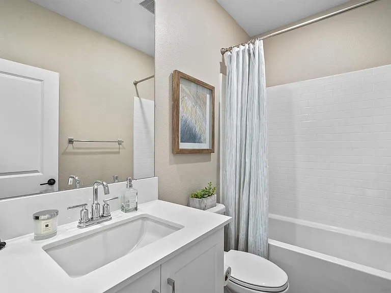 1833 Onyx Ln — Photo 34