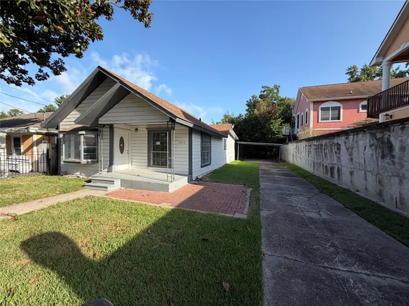 7015 Boyce St, Houston, TX 77020