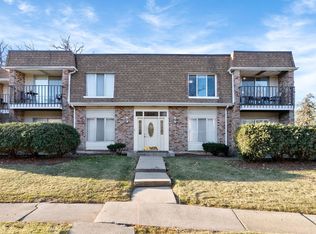 830 Sandra Dr APT 4C, University Park, IL 60484