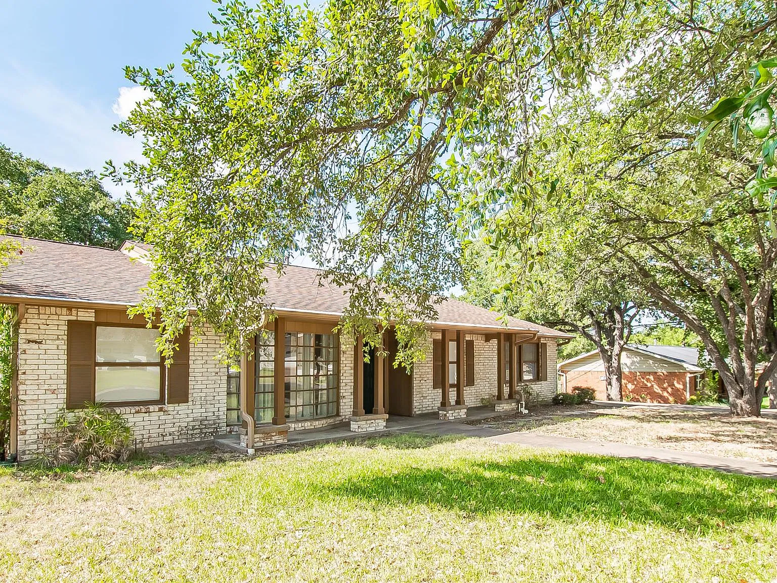 1303 Haines Drive — Photo 1