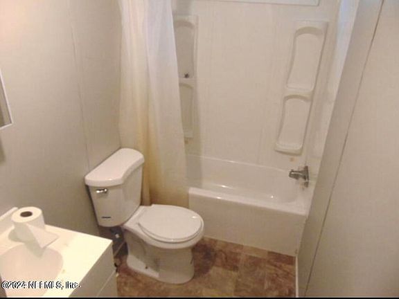 5th image of 3415 WHITEHALL Street