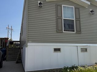 4044 Flamingo Dr, Dubuque, IA 52001