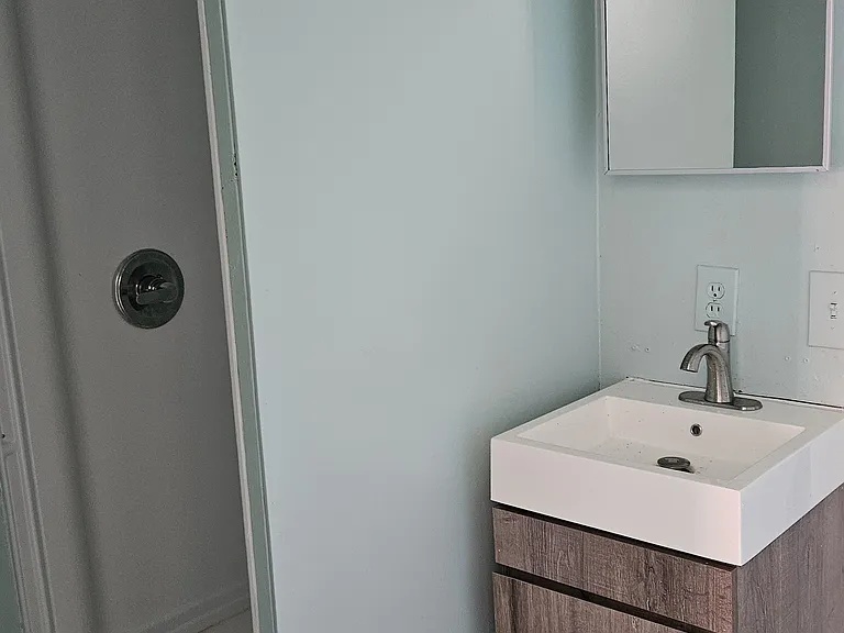 2129 Saint Paul St #2 — Photo 13