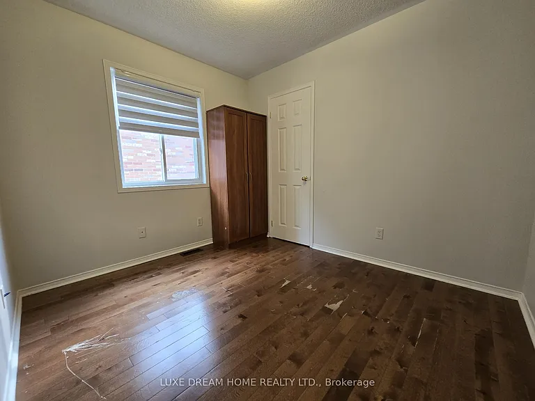 423 Huntington Ridge Dr — Photo 15