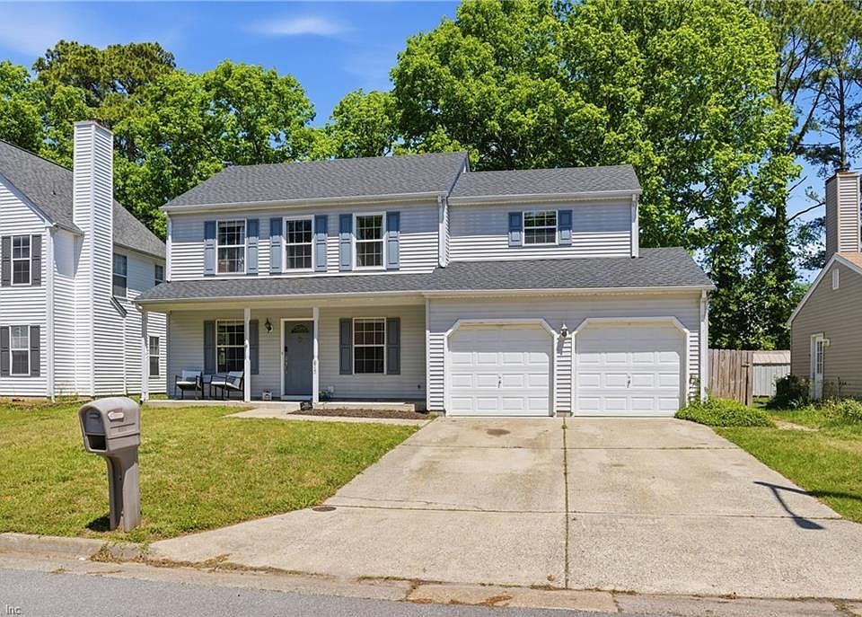 1st image of 815 Palace Ct