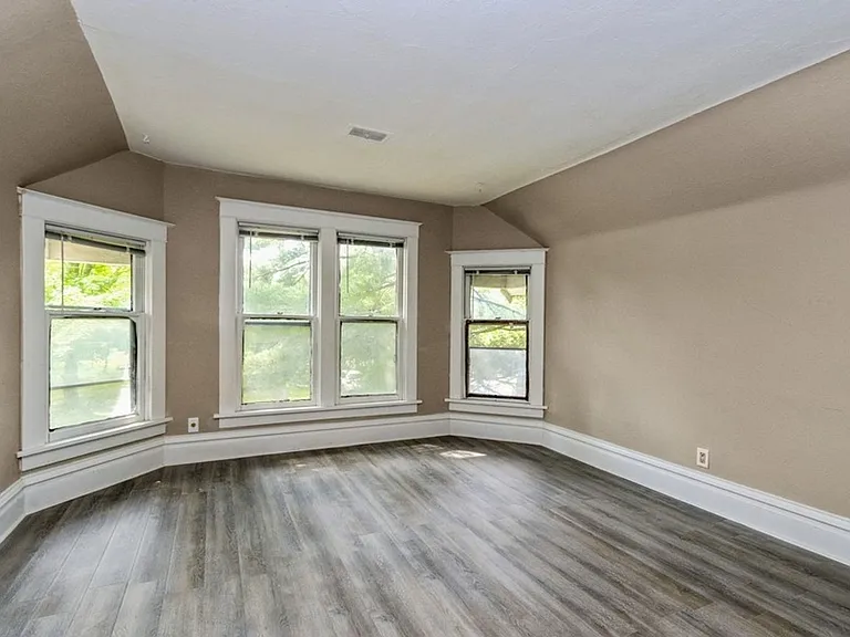 800 Kimball Rd — Photo 5