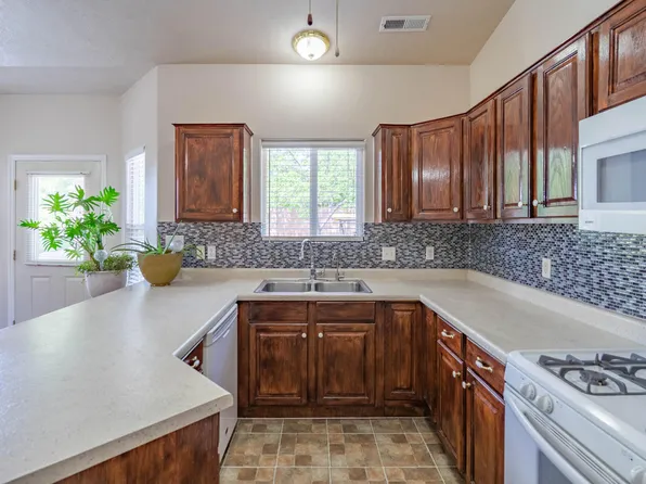 361 N 2660 E, Saint George, UT 84790