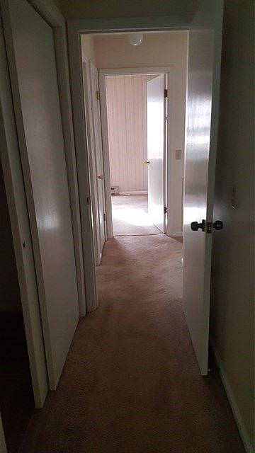 2nd image of 104 King Arthur Ct