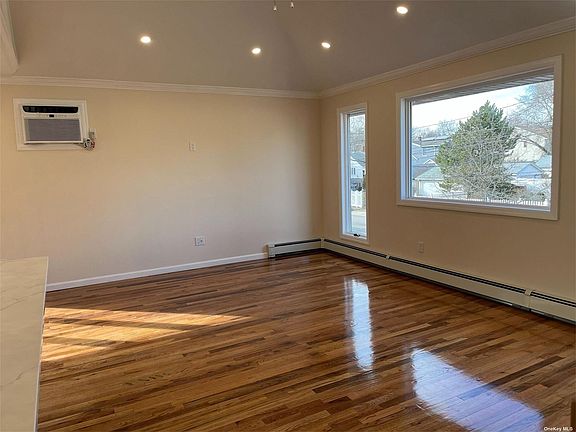 2nd image of 2396 Orange St