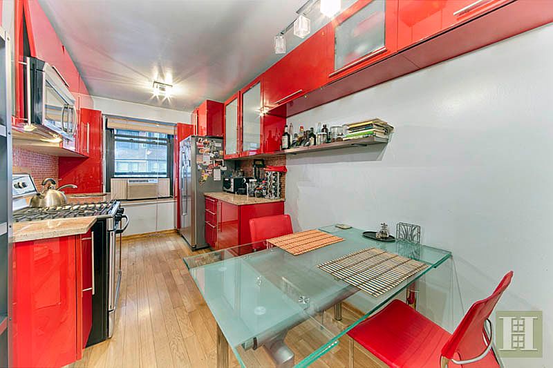 2nd image of 415 Grand St APT E1208