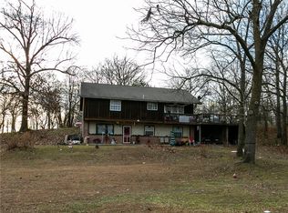 17200 Featherstone Ln, Gentry, AR 72734