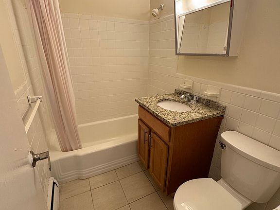4th image of 110-112 Babcock St #27