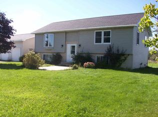 8853 I Ln, Cornell, MI 49818