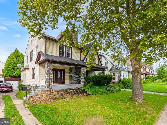 2nd image of 252 Windermere Ave