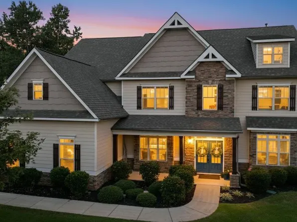 239 Ivy Woods Ct, Fountain Inn, SC 29644