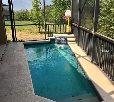 2nd image of 563 Viola Dr